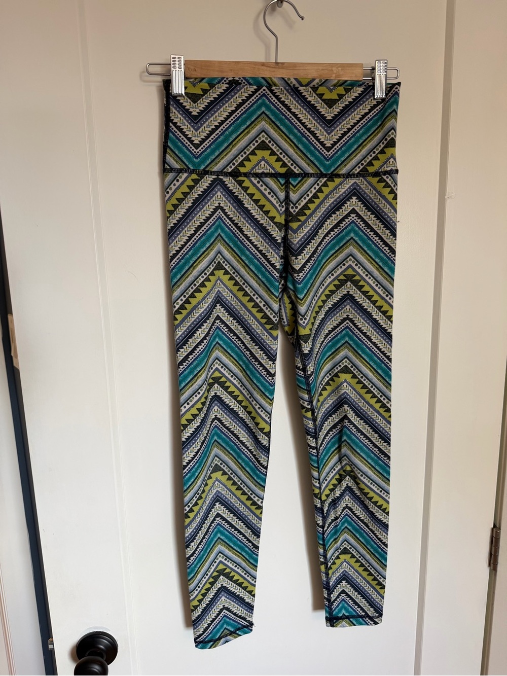 aerie Chevron-Print Leggings